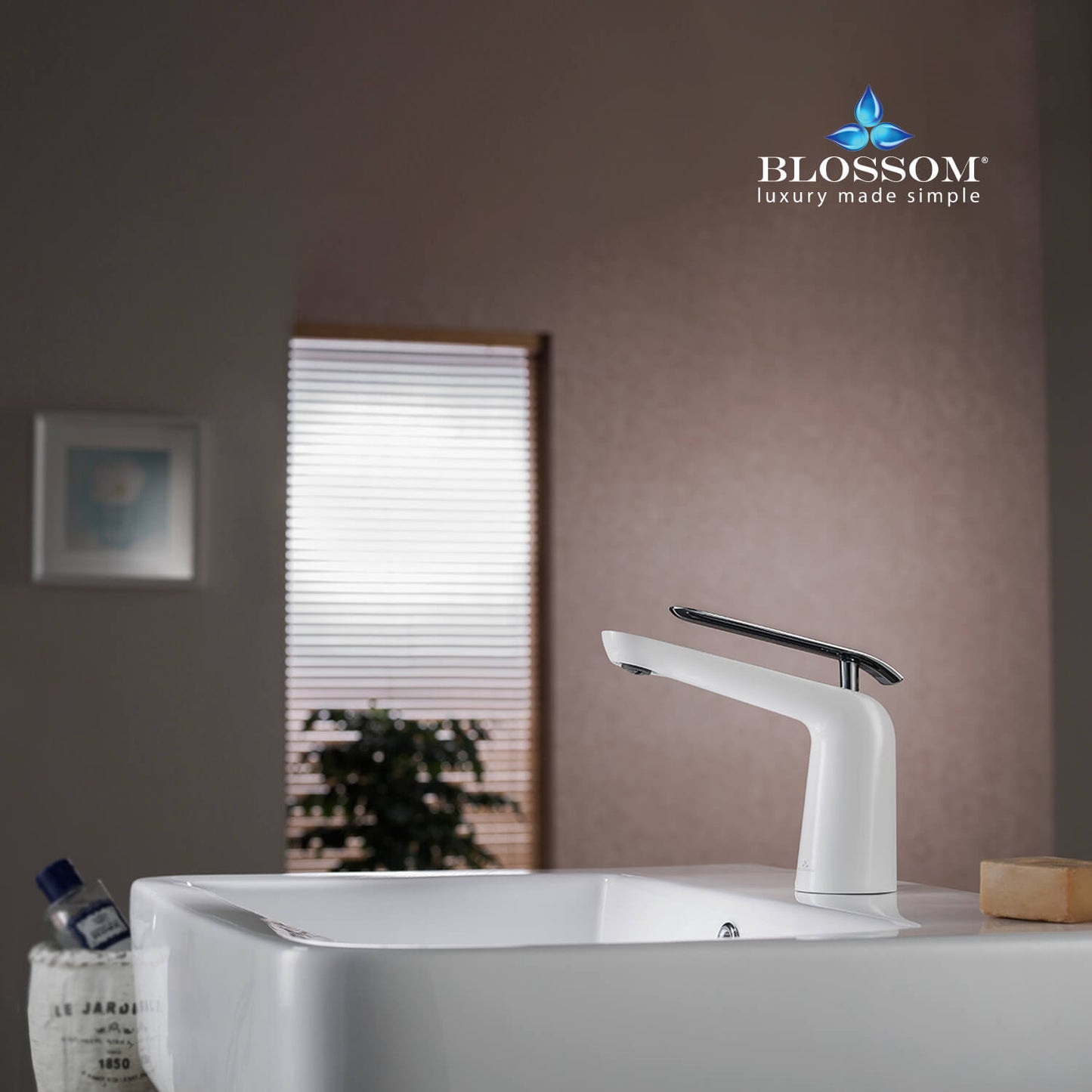Single Handle Lavatory Faucet – Chrome White - F01 106