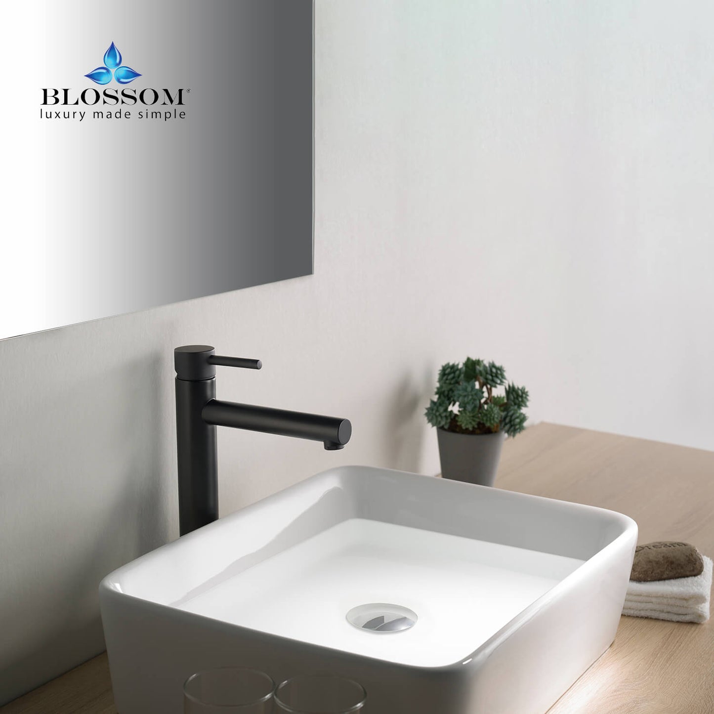 Single Handle Lavatory Faucet – Matte Black - F01 117