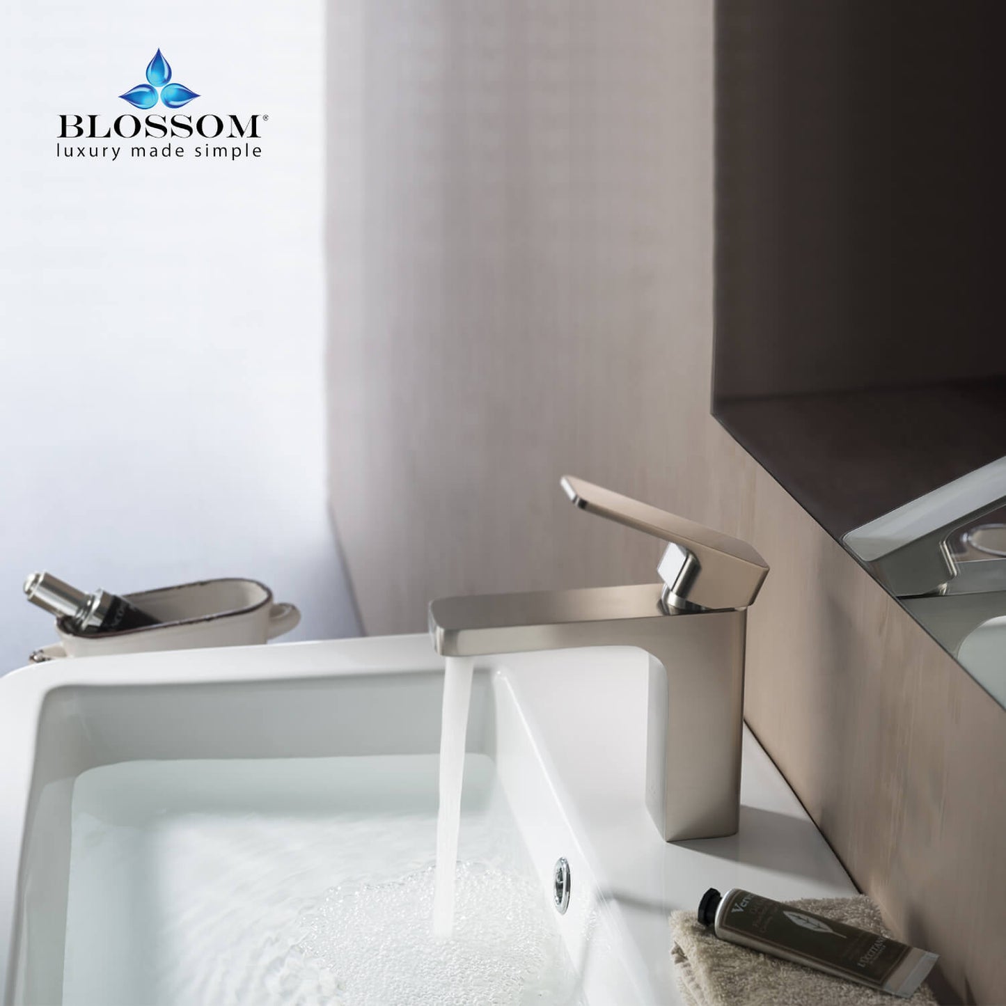 Single Handle Lavatory Faucet – Brush Nickel - F01 118