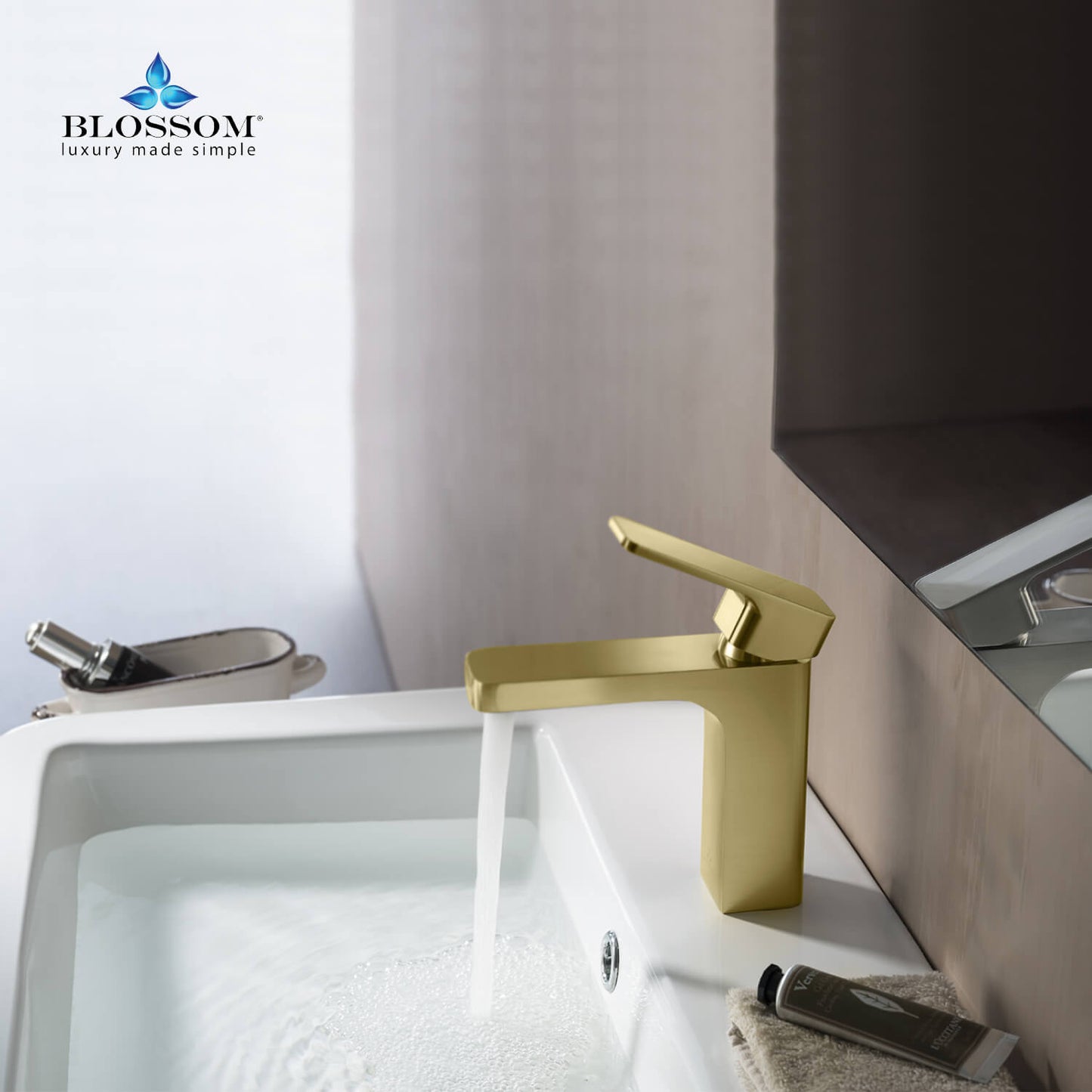 Single Handle Lavatory Faucet – Brush Gold - F01 118