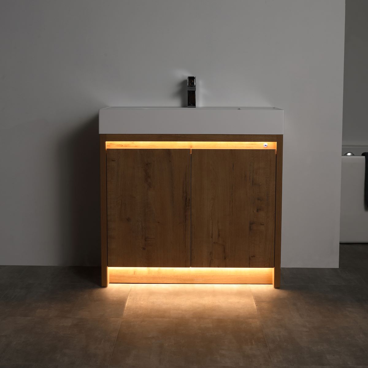 Capri 36″ Classic Oak Vanity (Dual LED Illuminated)